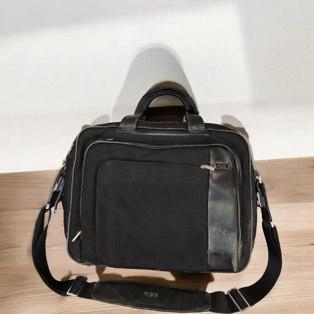 Tumi‎ Expandable Leather Laptop Brief Briefcase Bag